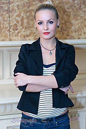 137503 - Alyona Alter: 26 - Ukraine