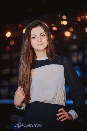 152207 - Marina Alter: 25 - Ukraine