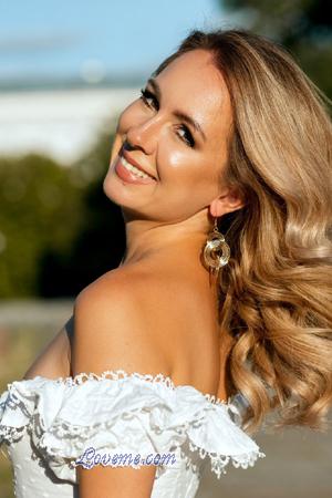 164126 - Julia Alter: 34 - Ukraine