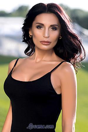 184099 - Tatiana Alter: 40 - Ukraine