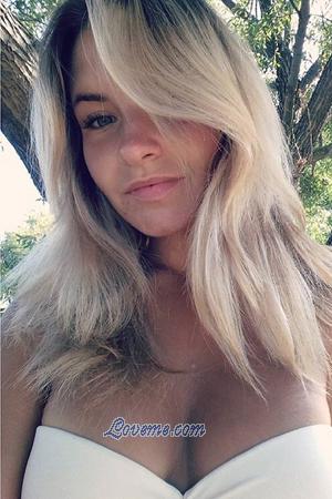 185220 - Yana Alter: 21 - Ukraine