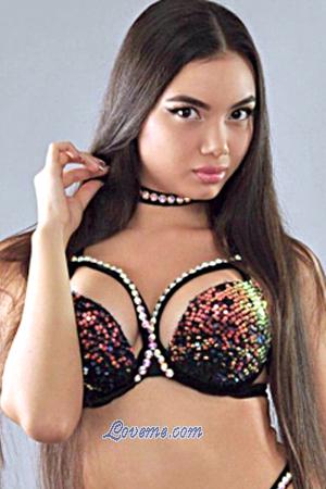 186004 - Miroslava Alter: 22 - Ukraine