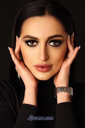 187549 - Alina Alter: 30 - Ukraine