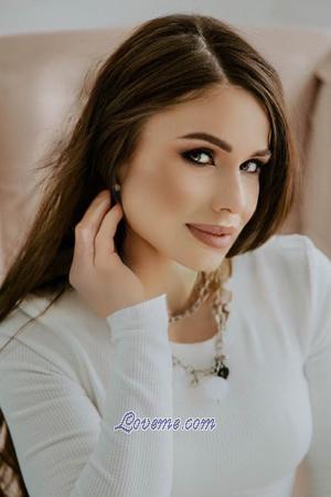 193377 - Anna Alter: 34 - Ukraine