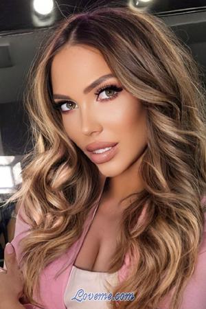 193412 - Kseniia Alter: 24 - Russland