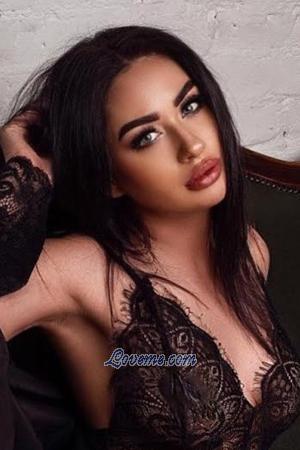 194173 - Yana Alter: 33 - Ukraine