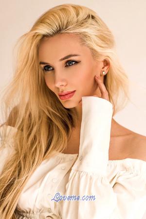 194740 - Katherine Alter: 29 - Russland