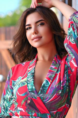 195078 - Elena Alter: 22 - Ukraine