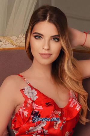 196419 - Alina Alter: 23 - Ukraine