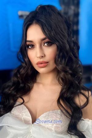 199673 - Ivanna Alter: 28 - Ukraine