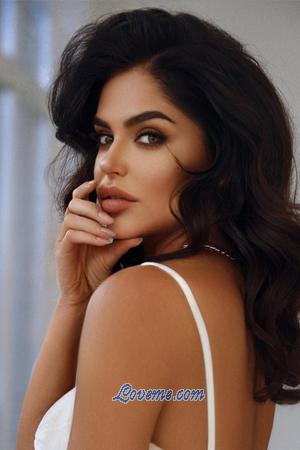 201064 - Julia Alter: 38 - Ukraine