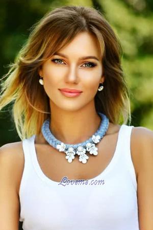 202406 - Julia Alter: 33 - Ukraine