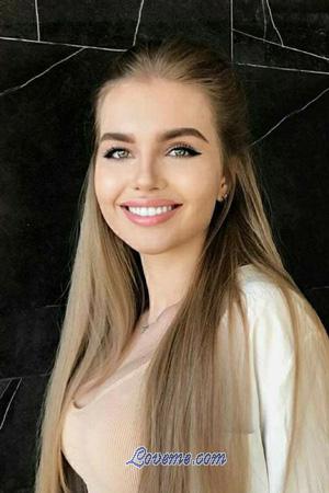203271 - Anastasia Alter: 19 - Russland