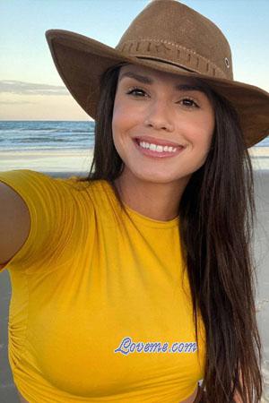 213805 - Julia Alter: 30 - Brazil