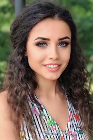 216333 - Tatiana Alter: 29 - Ukraine