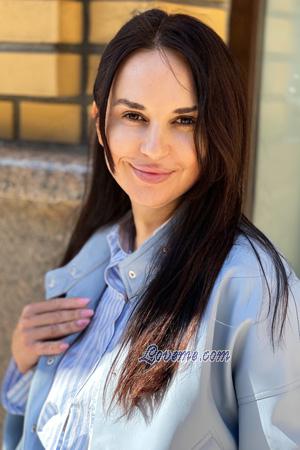 223016 - Larysa Alter: 49 - Ukraine