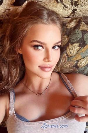 223342 - Aleksandra Alter: 19 - Ukraine