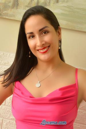 223730 - Paola Alter: 41 - Peru