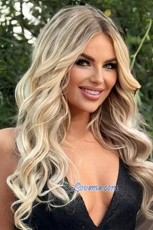 223937 - Kateryna Alter: 32 - Ukraine