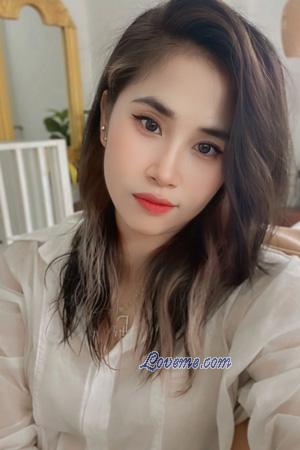 224005 - Lida Alter: 32 - Cambodia