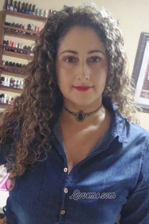 224502 - Claurett Alter: 47 - Costa Rica