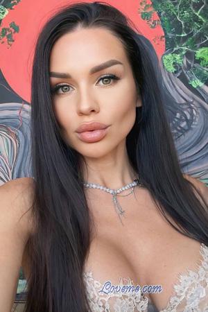 224968 - Yana Alter: 40 - Ukraine