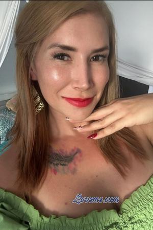 225110 - Catalina Alter: 40 - Costa Rica