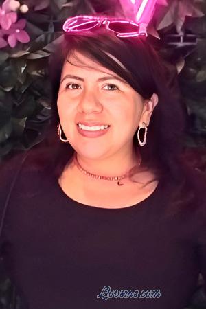 225448 - Mariela Alter: 36 - Peru