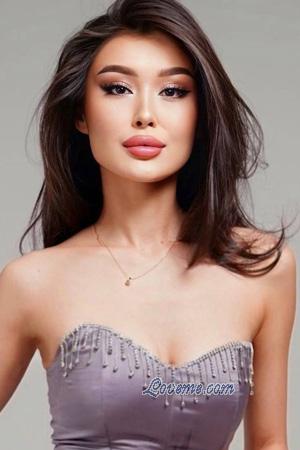 225908 - Aisulu Alter: 21 - Kasachstan