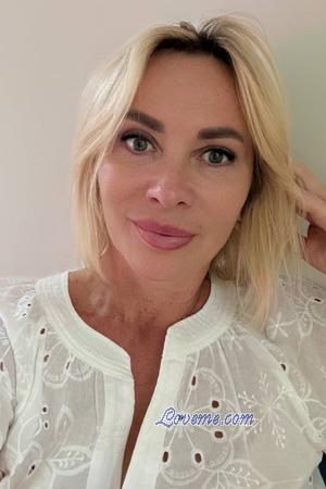 226075 - Julia Alter: 53 - Ukraine