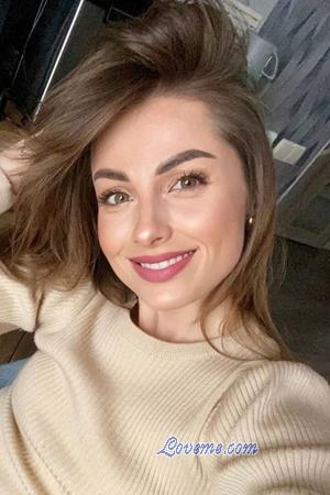 226366 - Hanna Alter: 40 - Ukraine