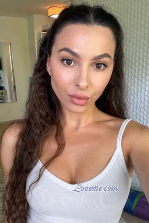 228857 - Yana Alter: 30 - Ukraine