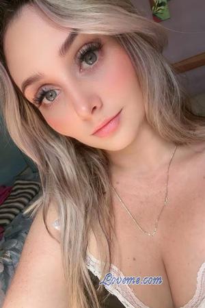 228875 - Dorian Alter: 32 - Costa Rica