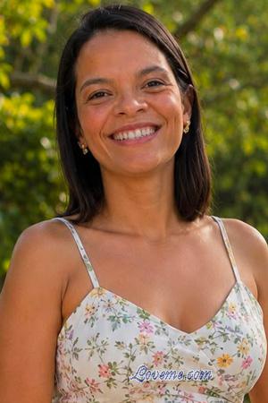 228891 - Yessica Alter: 38 - Kolumbien