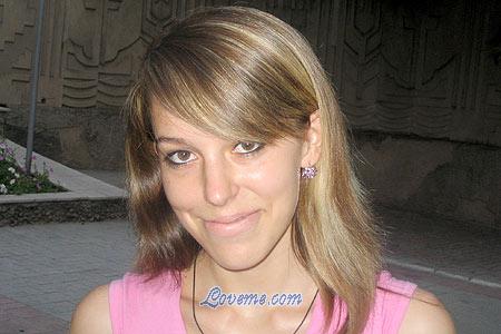 65340 - Olga Alter: 23 - Ukraine