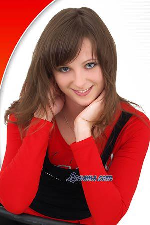 90461 - Anna Alter: 26 - Ukraine