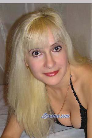 91900 - Olga Alter: 40 - Ukraine